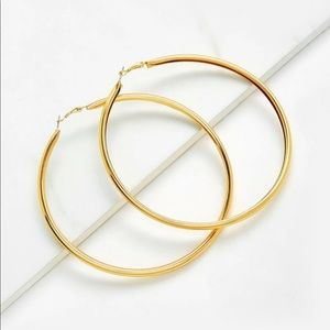 NWOT Smooth Oversized Hoop Earrings